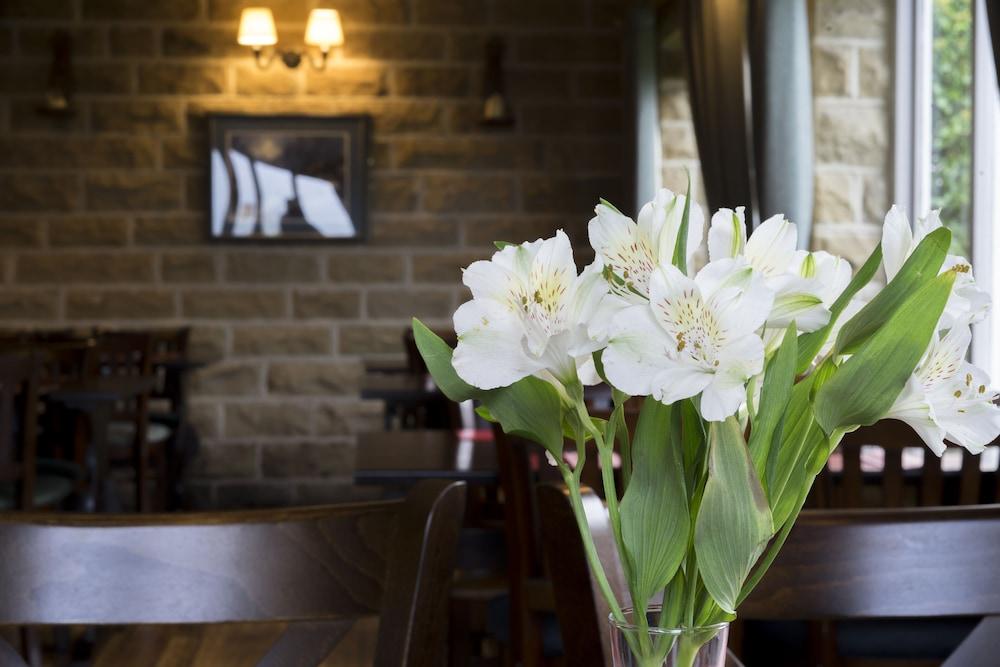 The Plough Hotel Sleights Exterior foto